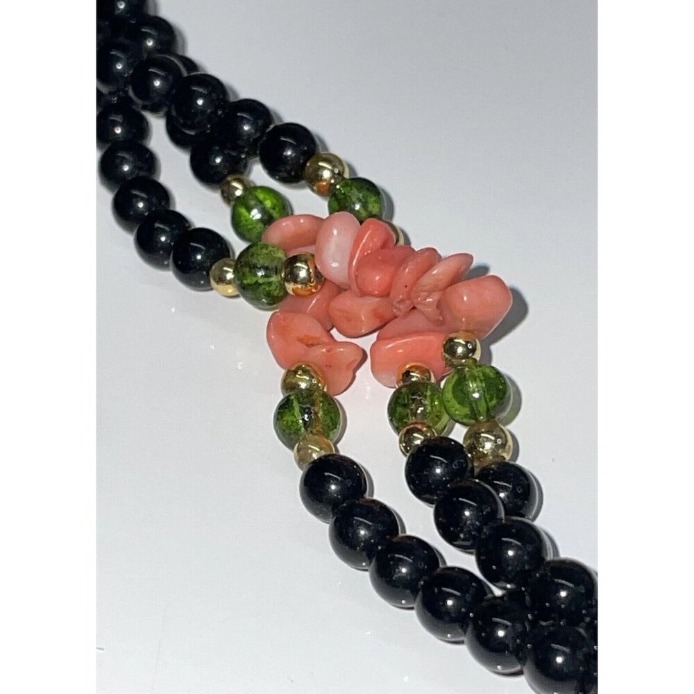 Beautiful Vintage Pink Stimulated CORAL & Jade Black‎ Onyx Beaded Necklace A41 - Picture 13 of 13